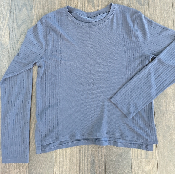 Lululemon Navy Long Sleeve Crop - Picture 5 of 7
